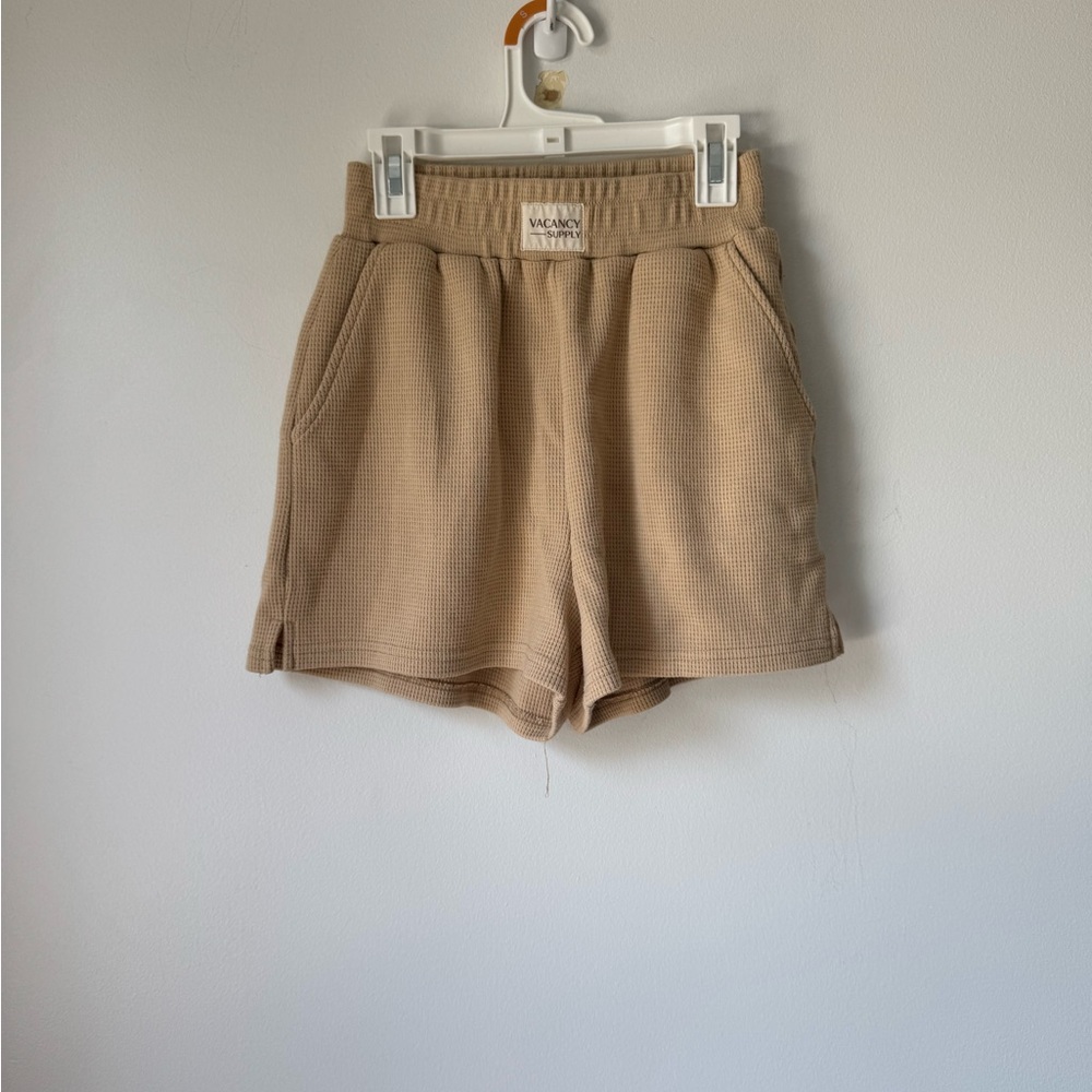 Size 2 Vacancy Tan Waffle Knit Women Shorts